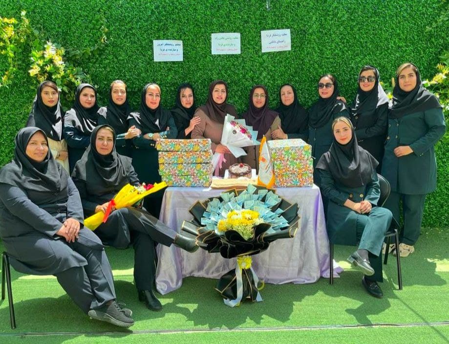 کودکستان و دبستان روشنفکران